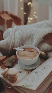 Ich habe mich die letzten Jahre verändert, habe viel dazugelernt und bin gewachsen. 🌱
Auch meine Selbstständigkeit und mein Angebot hat sich verändert, angepasst und ist gewachsen. 
Ich habe viele Erkenntnisse gewonnen und Aha-Momente gehabt. 🙏🏼
Und aus all dem ist etwas wundervolles gewachsen. Etwas, was sich zu 100% nach mir anfühlt. Etwas, was alles vereint. 🫶🏻

Ich dachte immer, ich muss mich auf ein Thema konzentrieren, bis ich erkannt habe, dass es nur gut werden kann, wenn ich alle meine Themen miteinander verbinde ✨

#herzensbusiness #authentischleben #ganzheitlich #selbstfindung #styletelling #innenundaußen #frauenpower #mindsetshift #bewusstleben #businessreise #spiritualitätimalltag #wachstum #authentischsein #unternehmerinnenleben #raumgestaltung