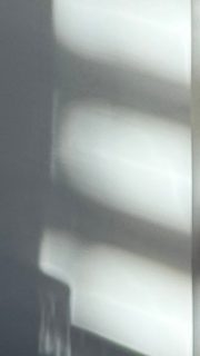 Manchmal müssen wir erst am Boden liegen um zu verstehen, was wirklich wichtig ist im Leben. 

An erster Stelle solltest immer DU selbst stehen. 
Das zu erkennen ist nicht einfach und oft auch schmerzhaft. Es gerät manchmal wieder in Vergessenheit.
Aber ich kann aus eigener Erfahrung sagen:
Dein Körper wird dir zeigen, wenn du dich vergisst. Auf welche Art und Weise auch immer.
Ignorier es nicht. Du hast nur dieses eine Leben. 💜

#innerebalance #zurückzudir #wohnfühlen #echteszuhause #seelenraum