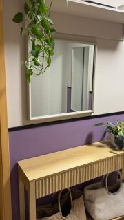💜 love it 💜
Es ist nicht wichtig, was andere sagen.
Das wichtigste ist das Gefühl, welches beim nach Hause kommen ab sofort ausgelöst wird!
#interiordesign #selfcare #soulcolours #lovelyplace
